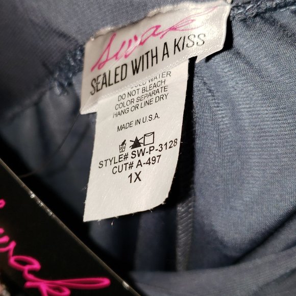 NWT ESSENTIAL GAUCHO PANTS - 1X - Picture 2 of 3